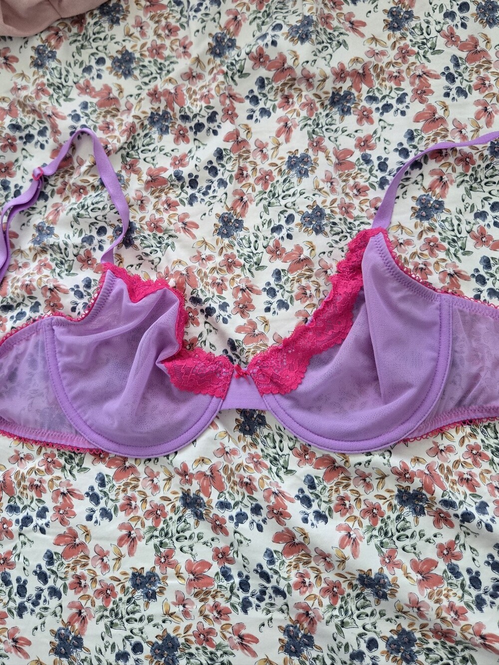 Victoria's Secret Lined Bra